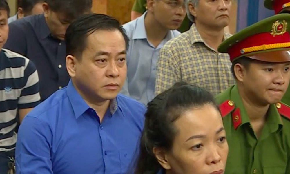 Tran Phuong Binh cam thay co loi voi Vu “nhom“