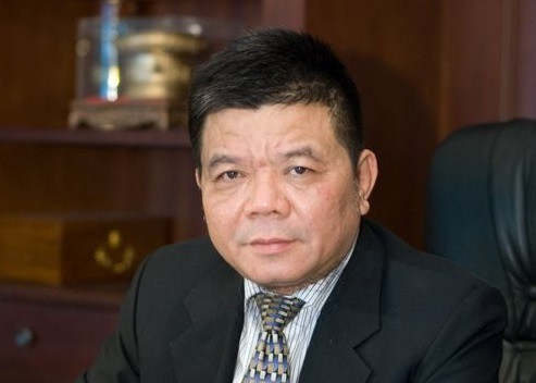 Vi sao nguyen Chu tich BIDV Tran Bac Ha bi bat tam giam?