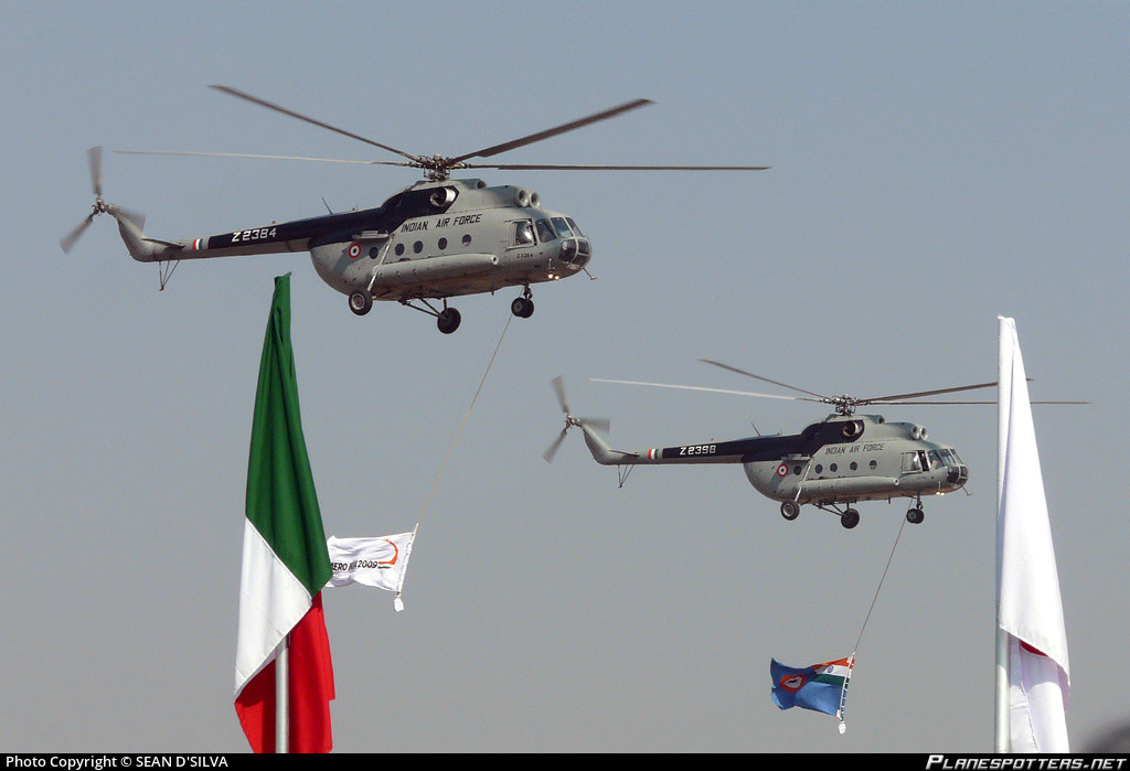 Cuối cùng là các trực thăng Mi-8/17 của Không quân Ấn Độ với số lượng rơi lên tới 18 chiếc trong 15 năm từ năm 2000 tới năm 2015. Như đã nói ở trên, các loại trực thăng khi hoạt động ở Ấn Độ sẽ gặp phải rất nhiều nguy hiểm do địa hình hiểm trở nhất là ở phía Bắc của quốc gia này. Nguồn ảnh: Planes.