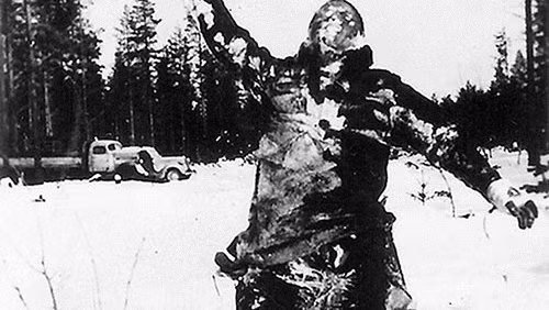 Binh lính Liên Xô "chết đứng" vì lạnh trong cuộc Chiến tranh Mùa đông. Ảnh: Mighty.