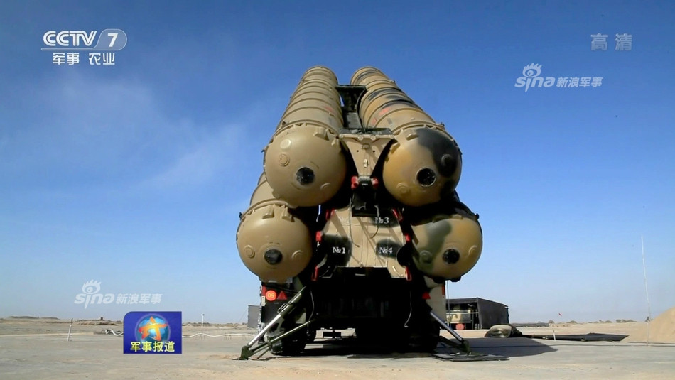 Không chỉ giúp Trung Quốc bảo vệ được vùng trời nước này, việc Trung Quốc được tiếp cận với những công nghệ mới nhất bên trong các tổ hợp S-300 vào đầu thập niên 90 cũng được cho là đã giúp ích rất nhiều cho nước này khi họ bắt đầu nghiên cứu tên lửa phòng không trong nước loại HQ-9 (Hồng Kỳ-9). Nguồn ảnh: Sina.