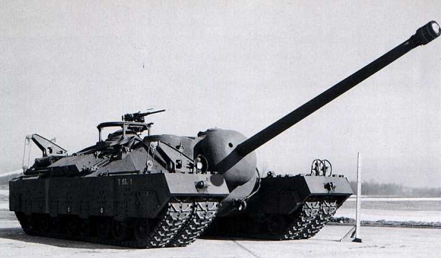 Được thiết kế trong Chiến tranh Thế giới thứ hai và bắt đầu được sản xuất chính thức từ năm 1945, con quái vật nặng gần 100 tấn này của quân đội Mỹ là mẫu pháo tự hành chống tăng T28 có trọng lượng chính xác là 86,2 tấn. Nguồn ảnh: Wiki.