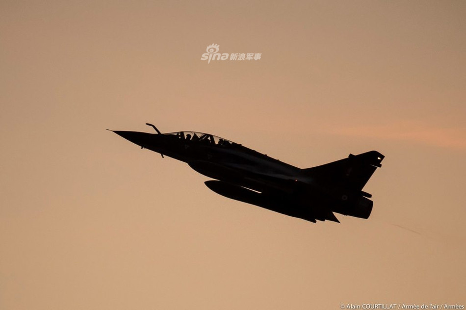 Paris đã từng đặt hàng tổng cộng 75 chiếc loại này để thay thế cho các chiến đấu cơ Mirage IV đã lỗi thời trong biên chế không quân mình. Nguồn ảnh: Sina.