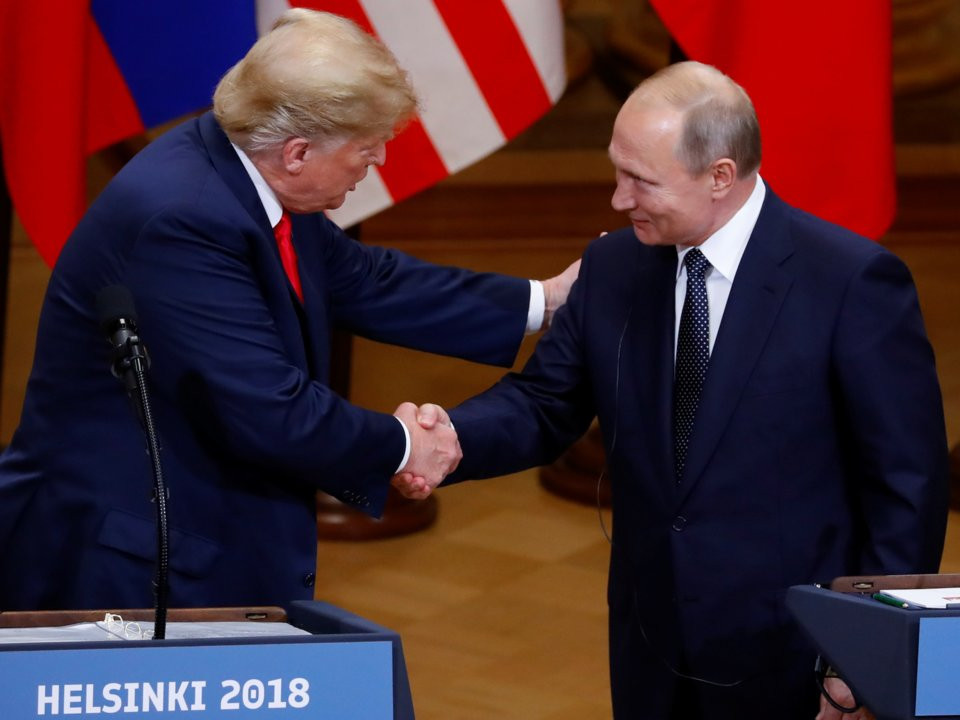 Tới thời điểm hiện tại, báo chí Nga thậm chí còn gọi ông Putin là "điệp viên nắm mạng sống của cả tỷ người" mặc dù sự nghiệp tình báo của ông đã kết thúc nhiều thập niên trước. Nguồn ảnh: BI.