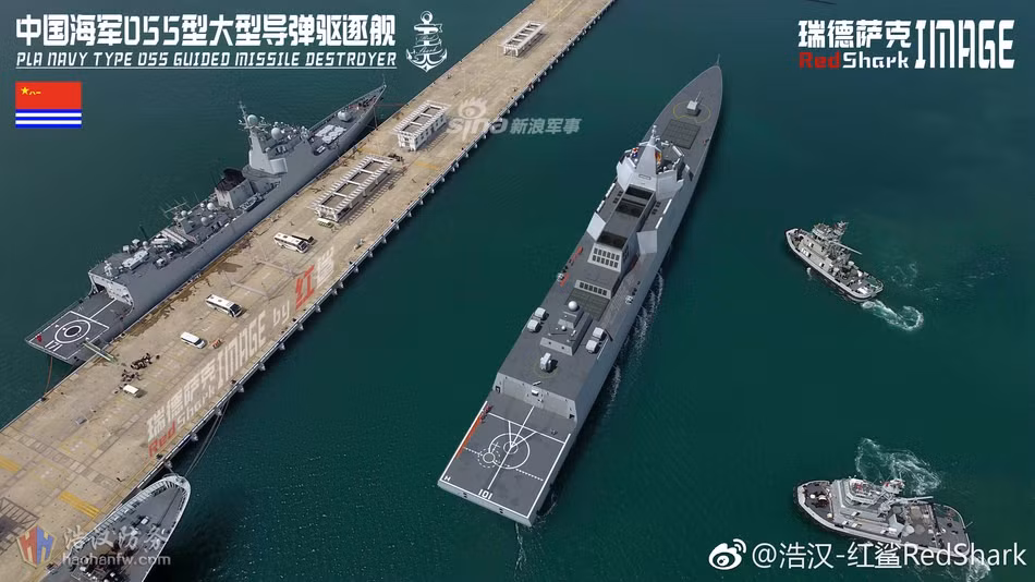 Được xếp vào loại tàu khu trục hạm hộ vệ tên lửa, Type 055 là loại khu trục hạm lớn nhất của Hải quân Trung Quốc hiện nay. Nguồn ảnh: Weibo.