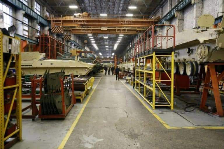 Phiên bản thiết giáp BMP-3 mà Iraq nhận được sẽ là bản xe chiến đấu bộ binh BMP-3 cải tiến với những bộ giáp phức hợp được nâng cấp nhằm tăng cường sự chống chịu hoả lực và tăng khả năng sống sót của những người trong xe khi bị tấn công. Nguồn ảnh: Defenceblog.