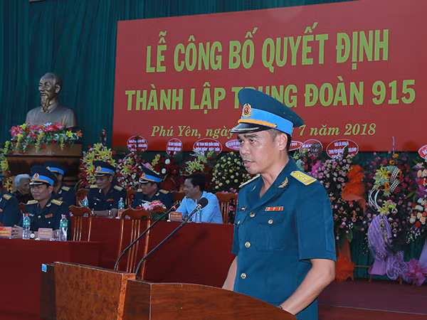 Khong quan Viet Nam thanh lap trung doan truc thang moi-Hinh-3