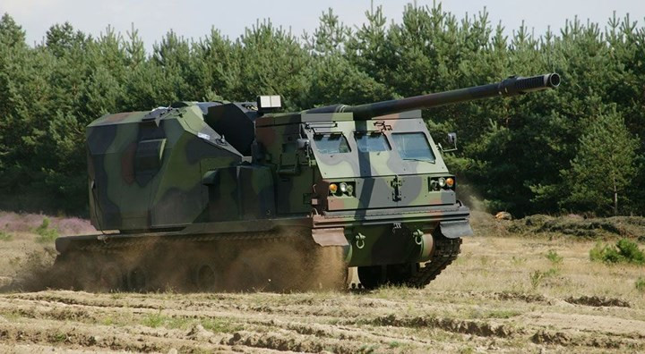 Module còn bao gồm hệ thống định vị toàn cầu GPS, hệ thống kiểm soát hỏa lực tự động. Ảnh: Pinterest.