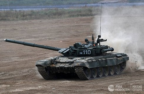 Xe tăng T-72B3 tại thao trường Alabino. (Ảnh: RIA Novosti)