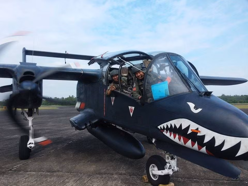 Hiện tại trên thế giới chỉ còn đúng hai quốc gia sử dụng loại máy bay này vào nhiệm vụ cường kích và tuần thám trên không đó là Mỹ và Philippines. Tổng cộng từ năm 1991 tới nay, Philippines đã nhận 24 chiếc OV-10 từ phía Mỹ và 8 chiếc khác từ phía Thái Lan. Nguồn ảnh: Airforce.