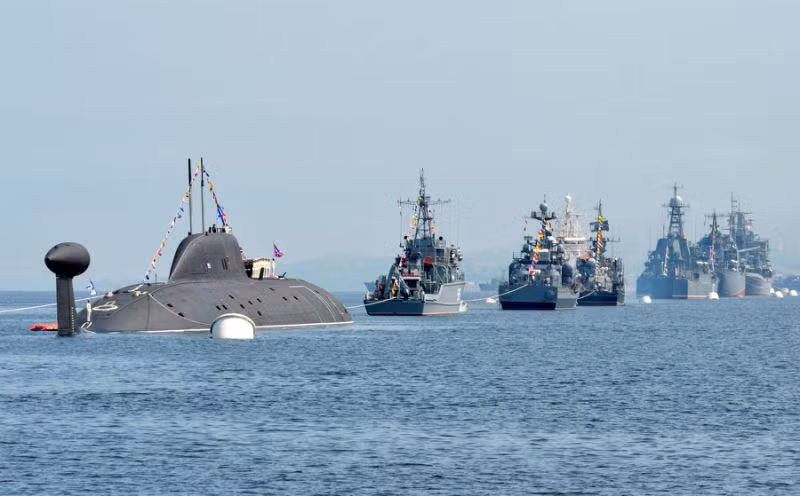 Đó là chưa kể tới việc, công nghệ đóng tàu của Nga hiện đang bị các nước NATO và phương Tây bỏ xa tới nhiều chục năm. Rõ ràng, chiến đấu dưới nước chưa bao giờ là thế mạnh của người Nga và kể từ thời Liên Xô tới nay, Hải quân Nga thậm chí còn có nhiều chiến công... trên cạn hơn là chiến thắng dưới biển. Nguồn ảnh: Rusnavy.