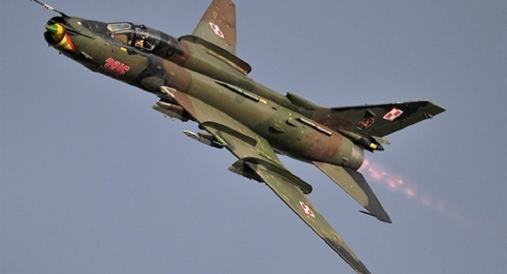 Su-22 của Việt Nam được thiết kế làm nhiệm vụ chính là tấn công mục tiêu mặt đất, mặt biển và khả năng phòng không hạn chế với khả năng mang tới 4 tấn vũ khí (bom, tên lửa, rocket) trên 12 giá treo ở cánh và dưới bụng máy bay. Nguồn ảnh: Lordwar.