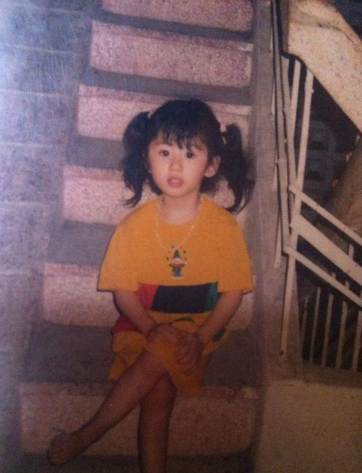 Từ bé, cô đã là một bé gái rất xinh và đáng yêu