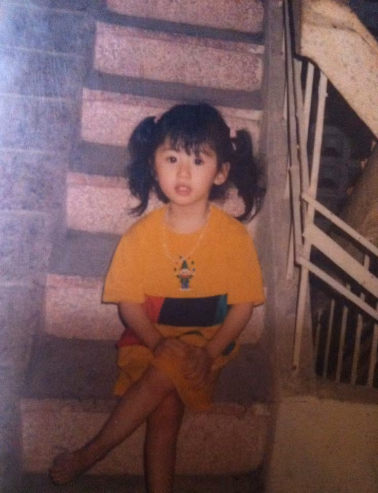 Từ bé, cô đã là một bé gái rất xinh và đáng yêu