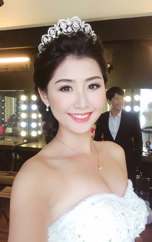 Ngọc Linh sở hữu khuôn mặt đẹp, đôi mắt sáng rạng rỡ và nụ cười tươi tắn