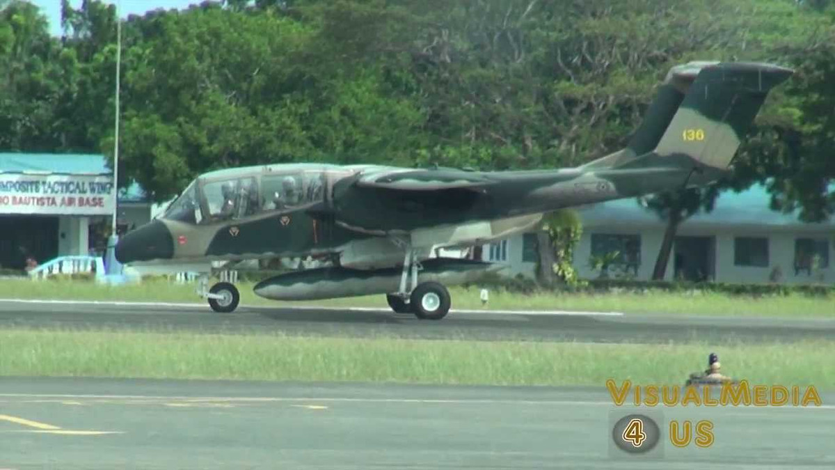 Trọng lượng cất cánh tối đa của cường kích OV-10 vào khoảng 6,5 tấn. Máy bay có thể bay với tốc độ tối đa chỉ khoảng 452 km/h, tầm hoạt động tối đa 927 km tương đương với khoảng 2 tiếng vận hành và có trần bay 7300 mét. Nguồn ảnh: Visualmedia.