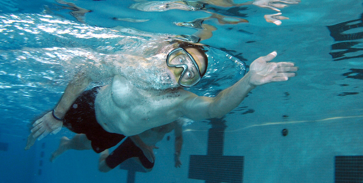 Thông thường, các thành viên Navy SEAL của Mỹ là những quân nhân đã có thời gian phục vụ trong quân đội, có khả năng bơi lặn tốt mới "dám" đăng ký vào khoá huấn luyện của lực lượng này. Nguồn ảnh: Mil.