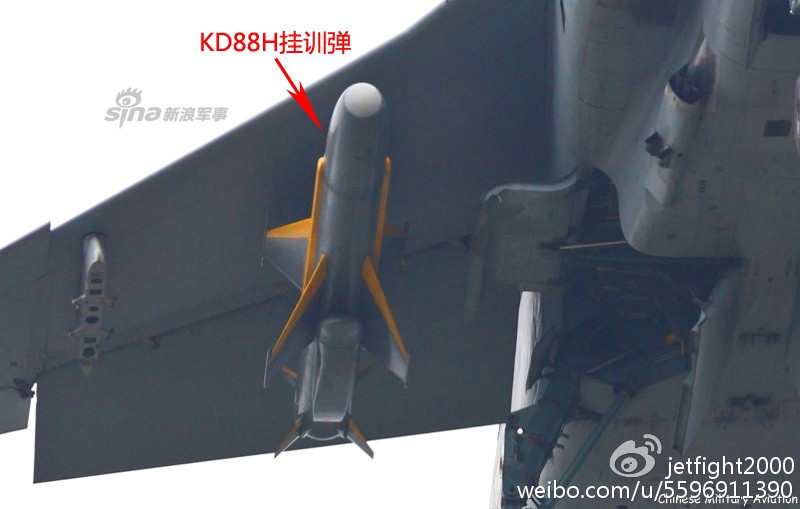 Phiên bản mới nhất của KD-88 được cho là đã được nâng cấp khả năng dẫn đường với việc cải tiến hệ thống thu nhận hình ảnh hồng ngoại và dẫn đường bằng GPS. Nguồn ảnh: Sina.