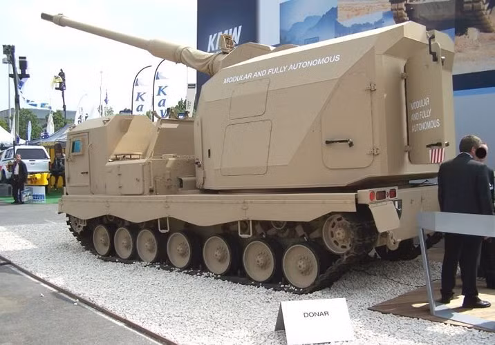 Hệ thống DONAR có thể di chuyển với tốc độ tối đa 60km/h. Ảnh: armyman.