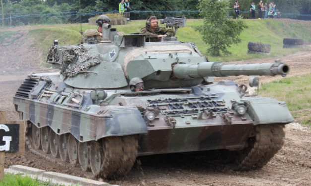 Những chiếc xe tăng Leopard 1C2 của Canada sau khi trở về từ chiến trường Afghanistan cùng với sự rút lui của quân đội nước này đã không được tham chiến thêm bất cứ một lần nào nữa và dần dần bị loại biên. Nguồn ảnh: Canadianarmy.