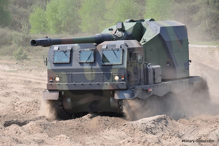 Module chiến đấu của pháo DONAR có tính tùy biến cao do tương thích tốt với nhiều loại khung gầm bánh xích hay bánh lốp khác nhau. Ảnh: military-today.