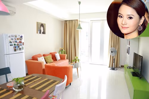  Nhà của diễn viên Lan Phương tại quận Tân Bình (TP HCM) được bài trí đẹp mắt, sinh động. Đồ nội thất trong nhà với gam màu xanh, cam, nổi bật.