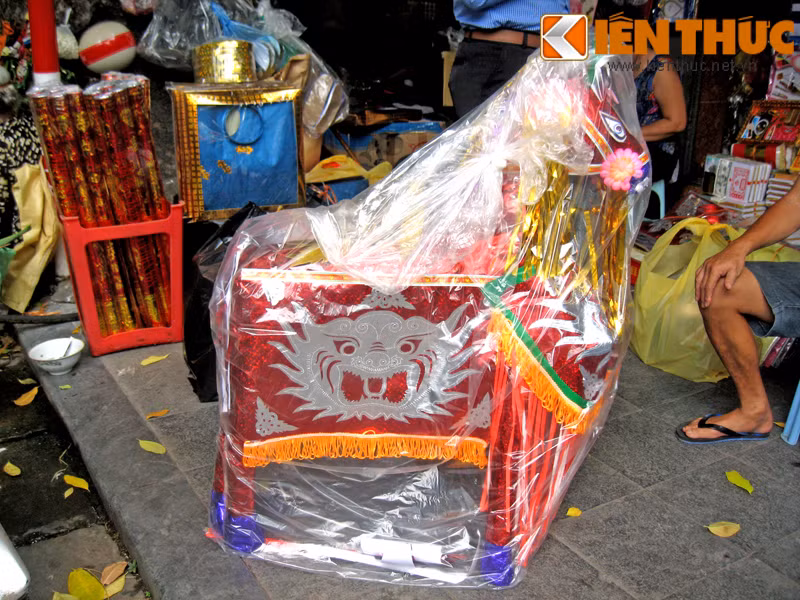 Nguoi Ha Noi nhon nhip sam do le cung ram thang 7-Hinh-3