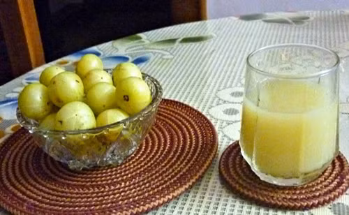 Chúng chứa nhiều chất chống oxy hóa mạnh nên ăn gooseberry giúp làn da khỏe mạnh, rạng rỡ hơn.