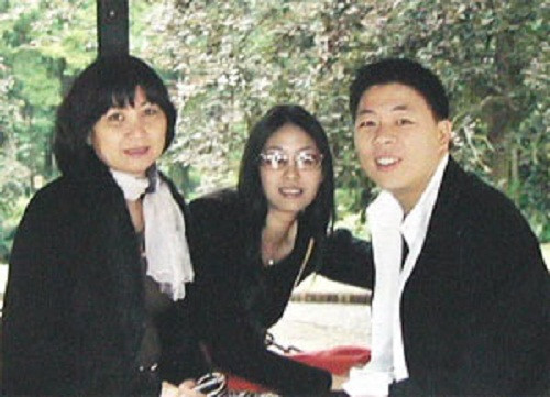 Công ty Đông Nam của Nguyễn Gia Thiều buôn lậu 39.500 chiếc điện thoại di động trị giá lên tới gần 149 tỷ đồng, trốn thuế hơn 99 tỷ đồng.