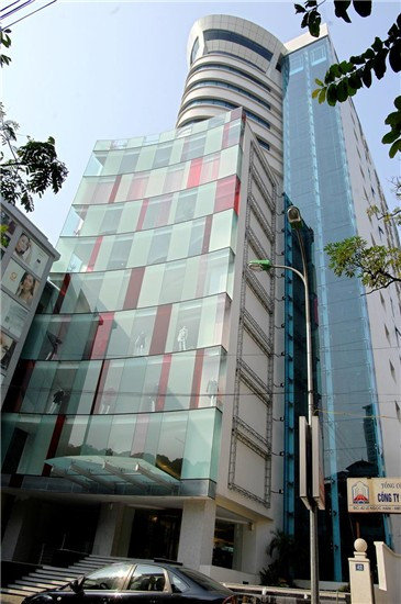 Đây là một trong những tòa nhà văn phòng và trung tâm thương mại hiện đại tại Hà Nội.