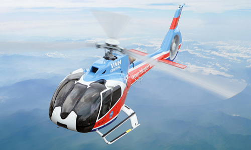 Uber mien phi doc: Dich vu bay truc thang ngam Da Nang