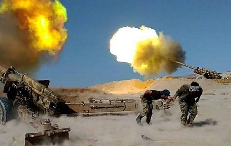 Nhiều phương tiện, nơi trú ẩn của IS bị phá hủy, một số phiến quân bị tiêu diệt. Ở phía Tây Nam của tỉnh Deir Ez-Zor, quân đội Syria cũng thực hiện nhiều cuộc tấn công mãnh liệt.