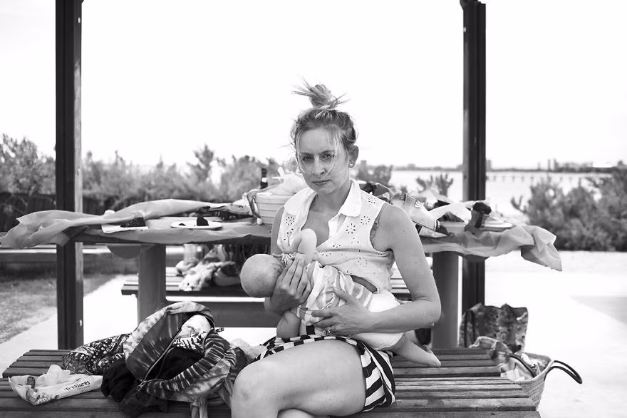 Ở bất cứ đâu, bất cứ lúc nào bạn cũng có thể cho con bú.