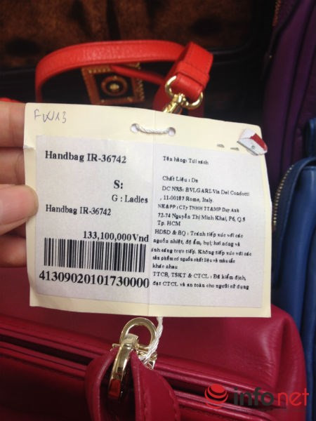 Một chiếc túi có giá hơn 133 triệu đồng.