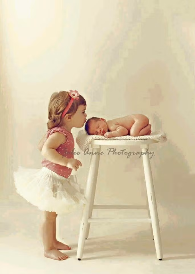 "Ngủ ngoan nhé thiên thần bé nhỏ của chị!".