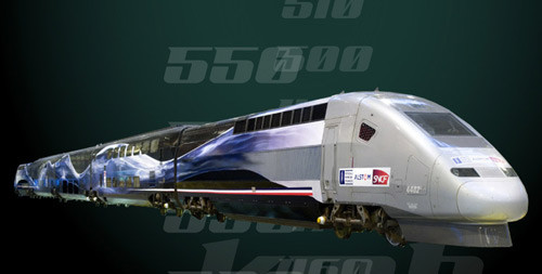 Đoàn tàu TGV đầu tiên do hãng Alstom chế tạo được đưa vào chạy từ năm 1981, nối Paris và Lyon. Sau đó, mạng lưới này được mở rộng ra 150 điểm đến giữa Pháp và các nước láng giềng. Bị giới hạn ở tốc độ 322 km/giờ, đoàn tàu TGV V150 trước đó từng đạt tốc độ kỷ lục 574,5 km/giờ vào năm 2007, nhanh thứ hai trên thế giới.