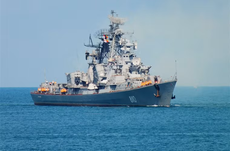 Ngày hôm qua, khi đang hoạt động trên vùng biển quốc tế, tàu chiến Nga mang tên Smetlivy đã buộc phải bắn cảnh cáo tàu đánh cá của Thổ Nhĩ Kỳ trên vùng biển Aegean, tại vị trí cách đảo Lemnos của Hy Lạp khoảng 22km.