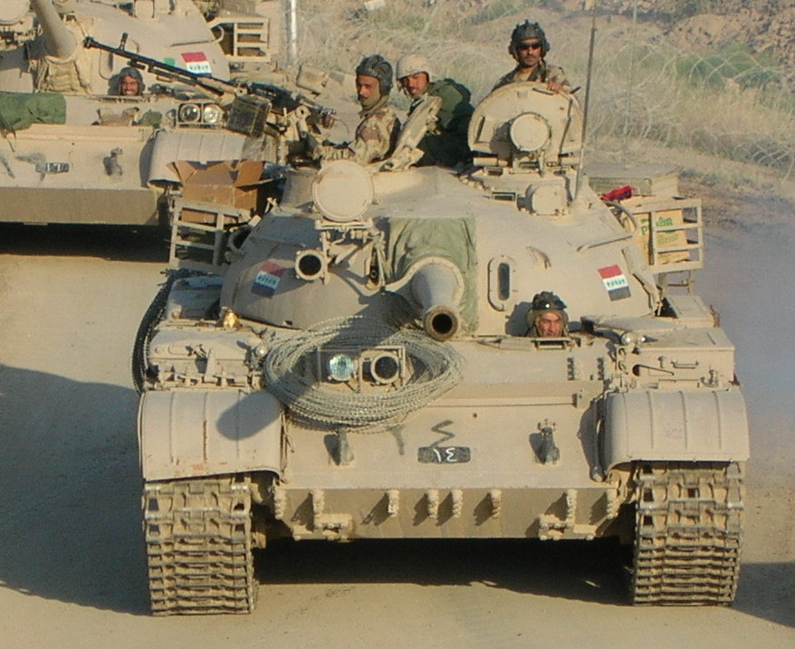 Trên cơ sở Type 69-IIA, Trung quốc phát triển biến thể Type 69-QM xuất khẩu cho Quân đội Iraq với pháo rãnh xoắn 100mm, bổ sung thêm các tấm glacis quanh tháp pháo. Ngoài ra, Trung Quốc còn sản xuất thêm Type 69-QM1 dùng nòng 105mm với laser đo xa và Type 69-QM2 dùng nòng 125mm L80.