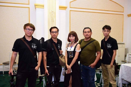 Chia sẻ với PV Báo Người Đưa Tin, Tú Quyên cho biết ban đầu bị trêu như vậy cô cảm thấy không hài lòng. Nhưng rồi dần dần Quyên cũng quen vì cho rằng mọi người cũng chỉ đùa vui. “Cũng có nhiều người gặp mình và nói mình giống với Cô Đẩu, những lúc như vậy mình chỉ cười lại thôi”, Tú Quyên chia sẻ.