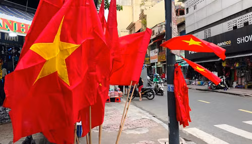 TP HCM: CDV Malaysia muon xuong duong mung tuyen Viet Nam thang AFF Cup 2018-Hinh-5