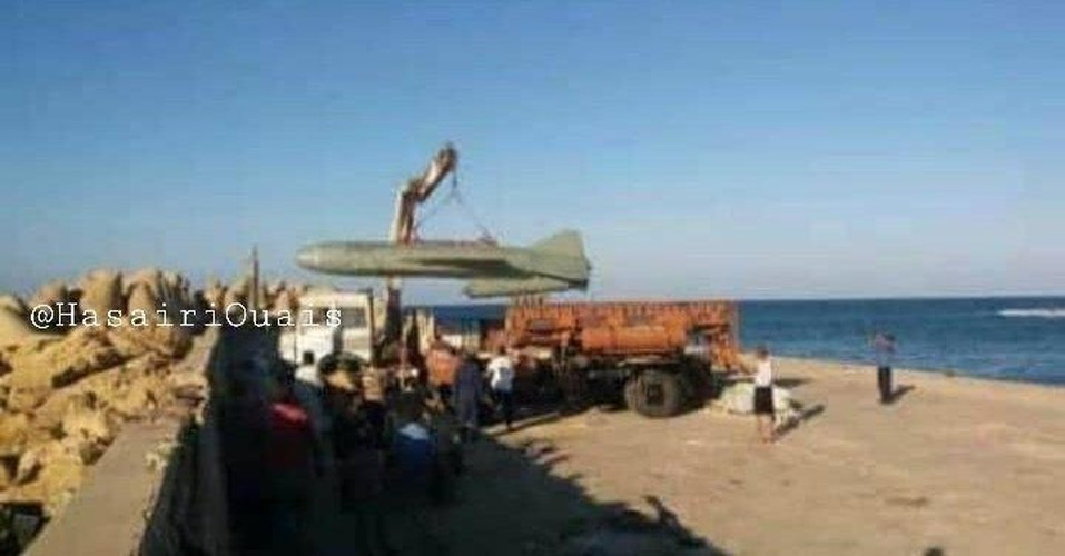 Các chuyên gia không loại trừ khả năng vụ phóng tên lửa hành trình chống hạm P-15 Termit thất bại có thể là do sự thiếu kinh nghiệm của binh sĩ LNA trong thao tác.