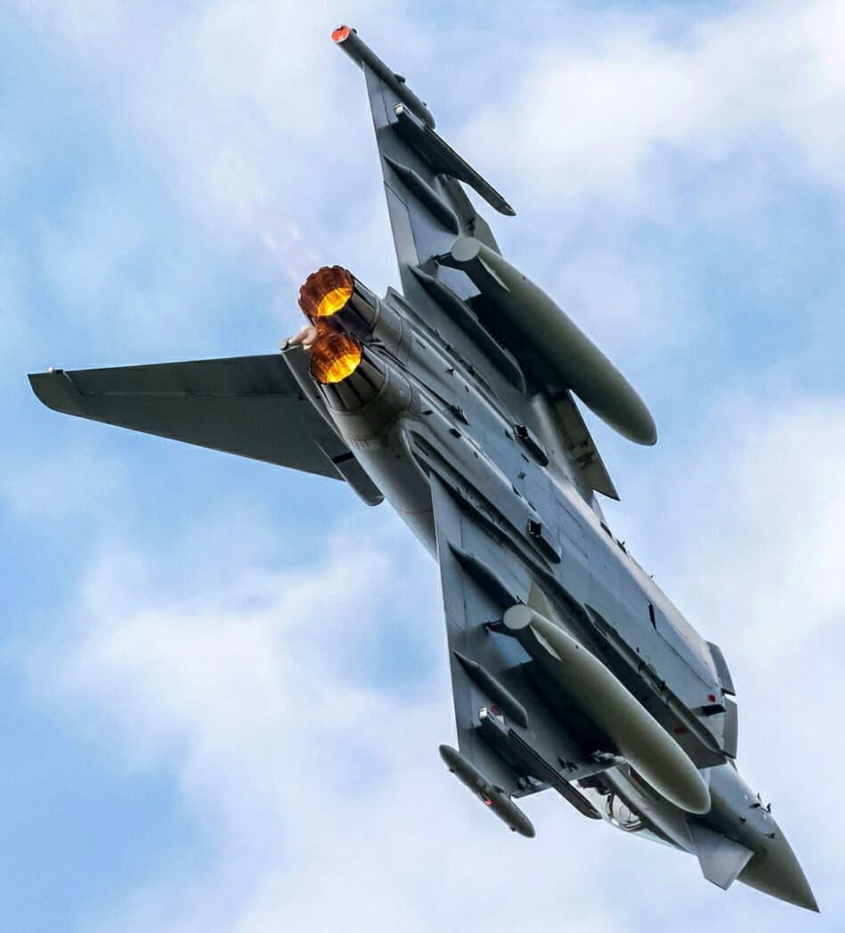 Chính vì vụ bê bối này mà Chính phủ và Bộ Quốc phòng Áo đã công bố kế hoạch từ năm 2020 sẽ bắt đầu loại bỏ hoạt động của phi đội gồm 15 tiêm kích Eurofighter Typhoon Tranche 1.