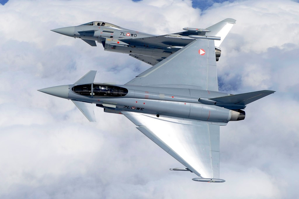 Tiêm kích Eurofighter Typhoon của Không quân Áo.