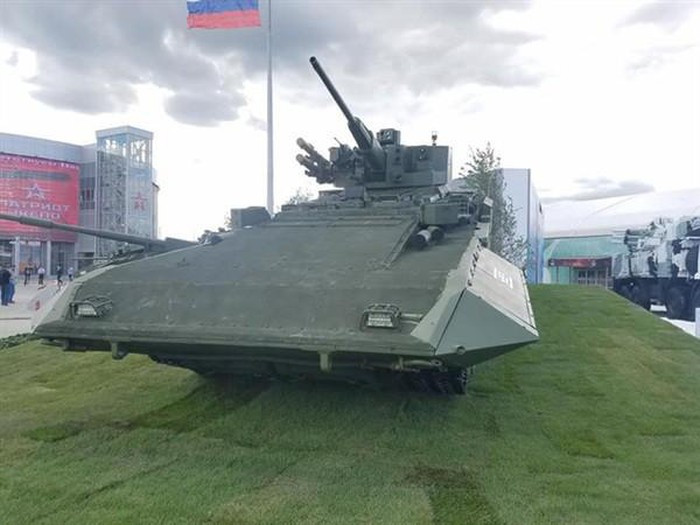 Tuy vậy báo chí trong nước và quốc tế vẫn đánh giá rằng BMPT T-15 chưa từng được đưa tới Syria, hoặc các cuộc kiểm tra ở nước cộng hòa Ả Rập không thể diễn ra, hoặc đã diễn ra trong thất bại.