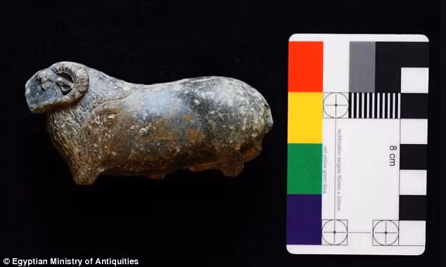 Các nhà nghiên cứu hy vọng sẽ sớm tìm hiểu được những bí mật về kiến trúc cổ này cũng như chức năng của nó trong nhiều thế kỷ trước.