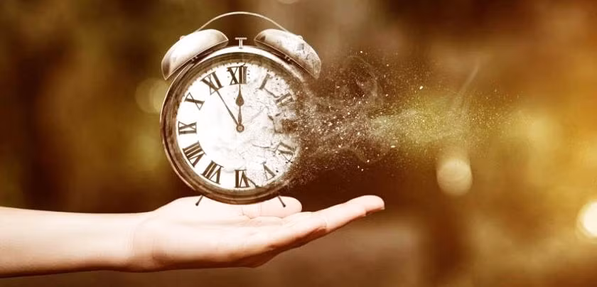 Cuộc sống bất tử là mục tiêu mà con người hướng tới trong suốt nhiều thế kỷ qua. Nhiều nền văn minh trong lịch sử có những giai thoại, truyền thuyết về bí kíp bất tử.