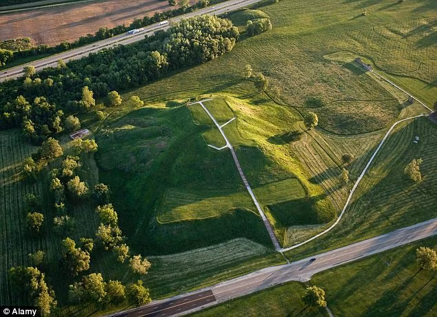 Các chuyên gia đã tìm được một số bằng chứng cho thấy Cahokia từng trải qua ít nhất 2 trận lũ lớn trong khoảng thời gian từ năm 1100 - 1400.