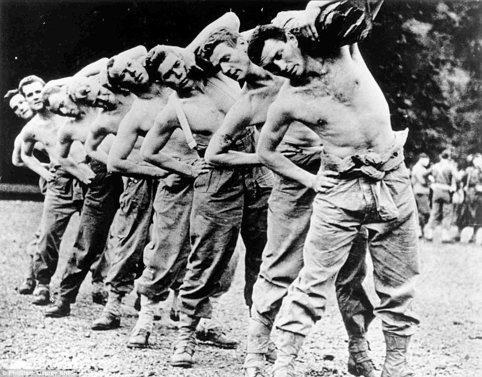 Những binh lính Mỹ được gửi tới Scotland để tham gia quá trình huấn luyện kỹ năng chiến đấu trước khi được cử ra chiến trường Chiến tranh thế giới 2. Bức ảnh này được chụp vào tháng 6/1942.