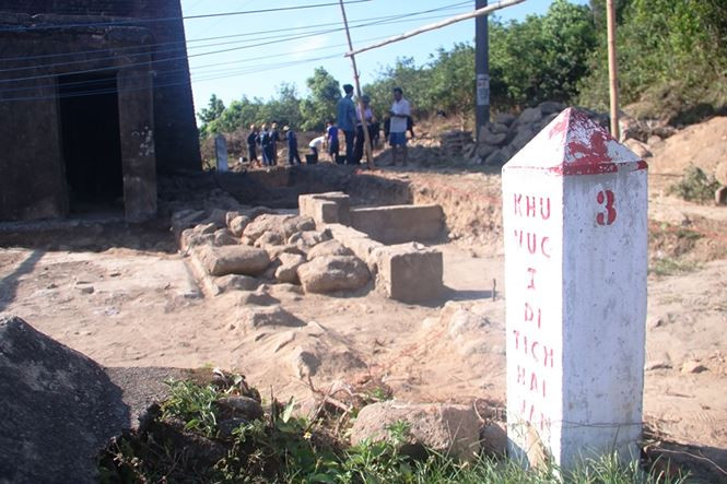 Mục đích của việc khảo cổ là trả lại mặt bằng cổng "Thiên hạ đệ nhất hùng quan" về phía Huế và tìm đường đi ngay xưa dẫn lên đây. Bước đầu các chuyên gia đã xác định được lối đi này. Theo các chuyên gia khảo cổ, khoảng 20 ngày nữa, lối đi này sẽ được định hình khi diện tích khai quật được mở rộng.