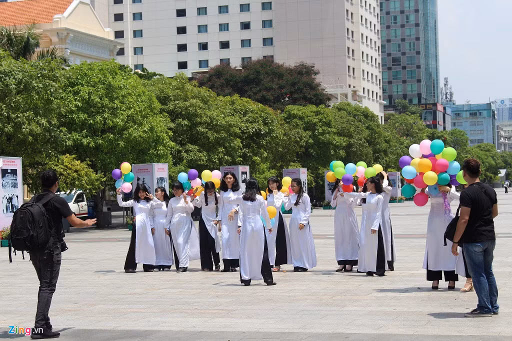 Các gọi chụp ảnh với giá khác nhau thì dịch vụ kèm theo cũng khác nhau. Ảnh: Phúc Minh.